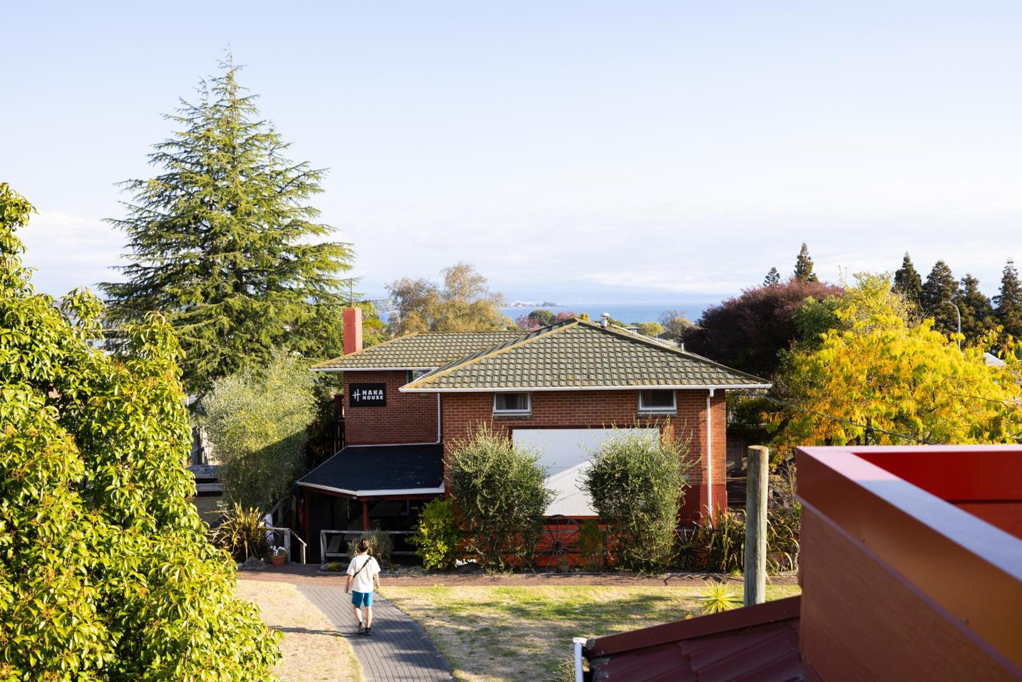 Haka House Taupo Hostel Exterior foto