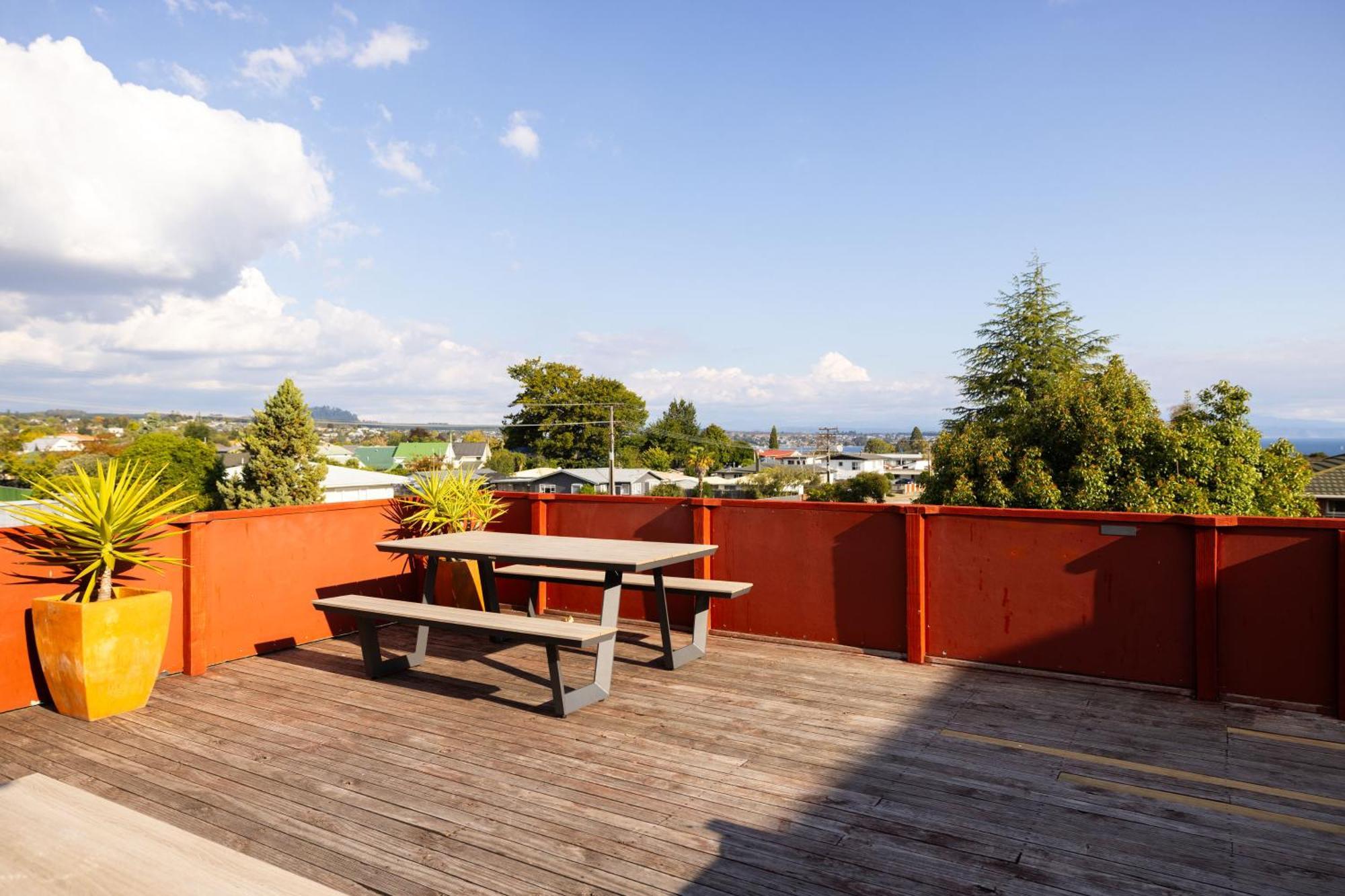 Haka House Taupo Hostel Exterior foto